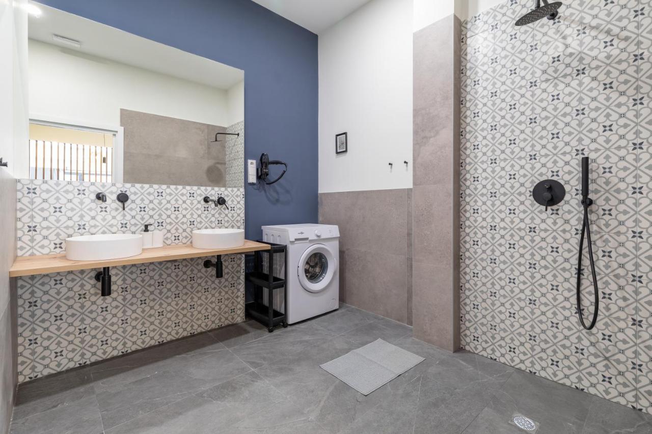 Apartamento Acogedor Centrico Mj Valencia Exterior photo